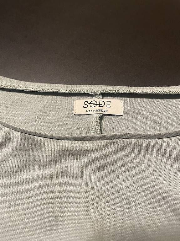 T-shirt: Shirt - Sode – Usato da Zürich venduto da Kathikap