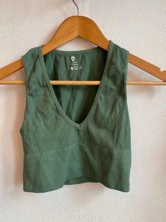 Damen Top Grösse XS-S grün gerippt