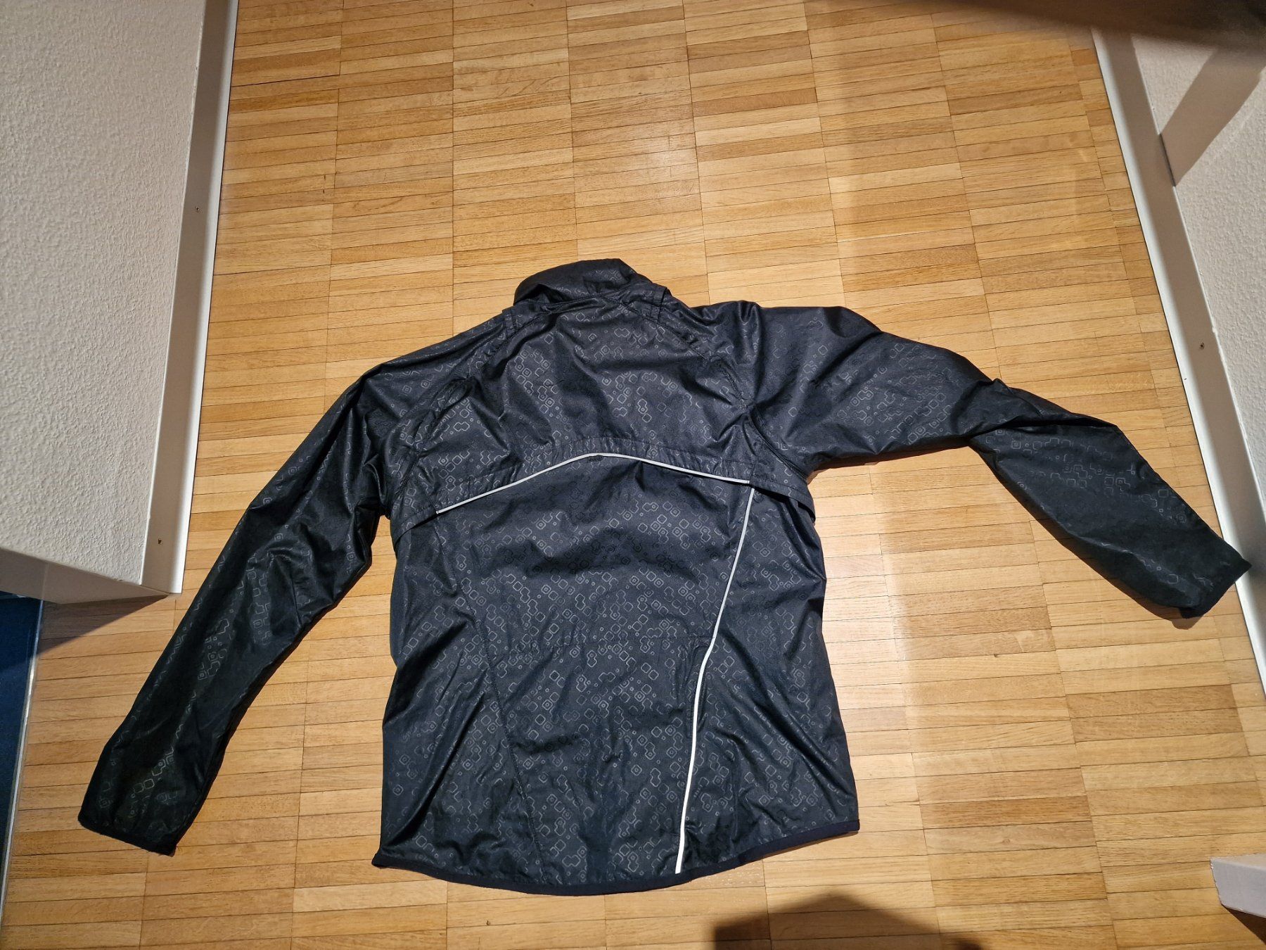 Nike Giacche: Nike Fit Dry Jacke – Usato da Laufenburg venduto da may_r2st 1