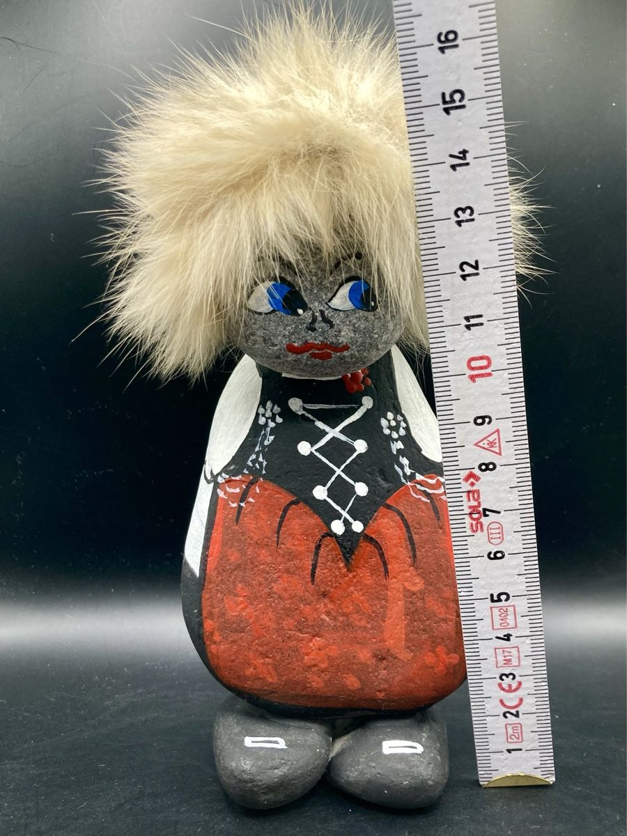 Sculture & Statue: Handbemalte Steinfigur, Berner Tracht, Unikat – Usato da Vinelz venduto da Viewfinder84 4