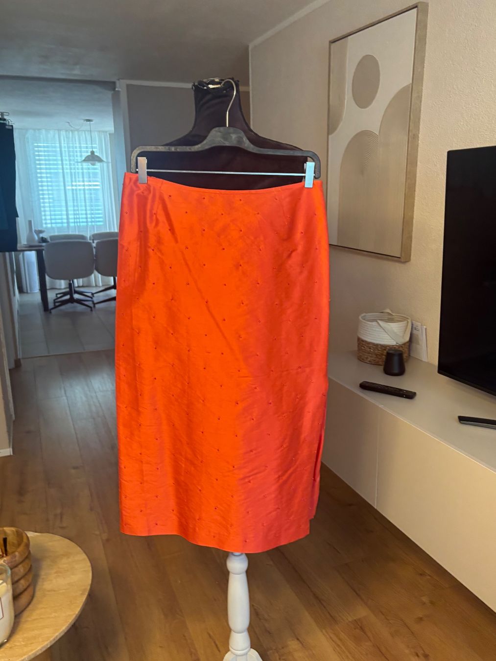 Globus Röcke: Globus Essentials Midi Rock 100% Seide – Gebraucht aus St. Margrethen SG von dijanaO 2