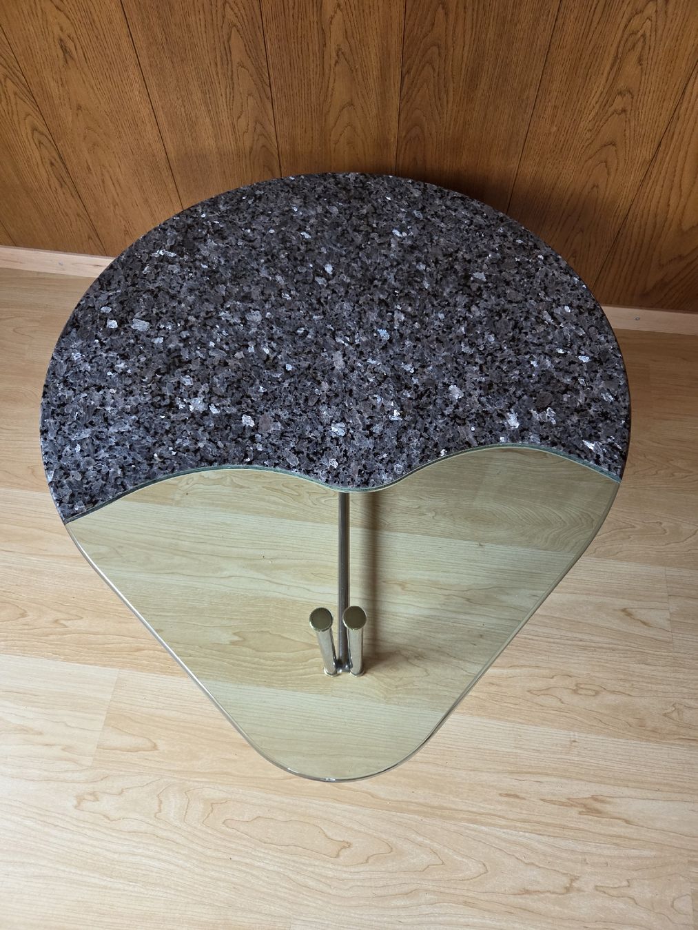 Tische: Salontisch aus Stein/Glas – Gebraucht aus Belp von Der_Belper 1