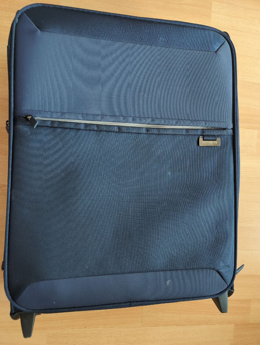 Samsonite Valigie & Borse: Samsonite Suitcase/Trolley, blue, slightly used. – Usato da Glis venduto da livespringly 1