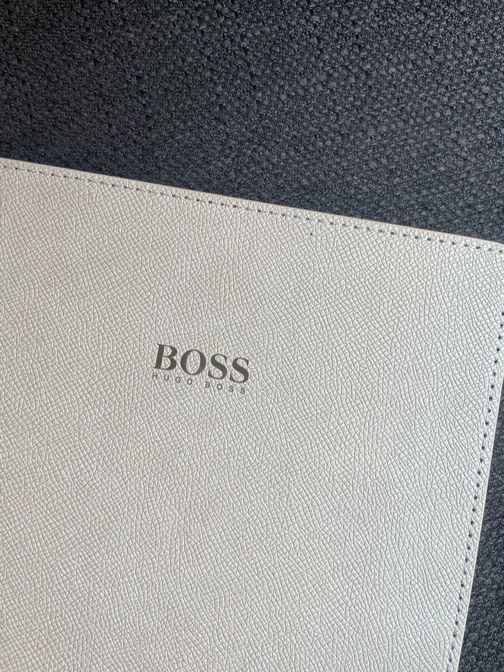 Schreibblöcke: Notebook pelle beige Hugo Boss - Nuovo – Neu (gemäss Beschreibung) aus Meilen von val_tsv8 4