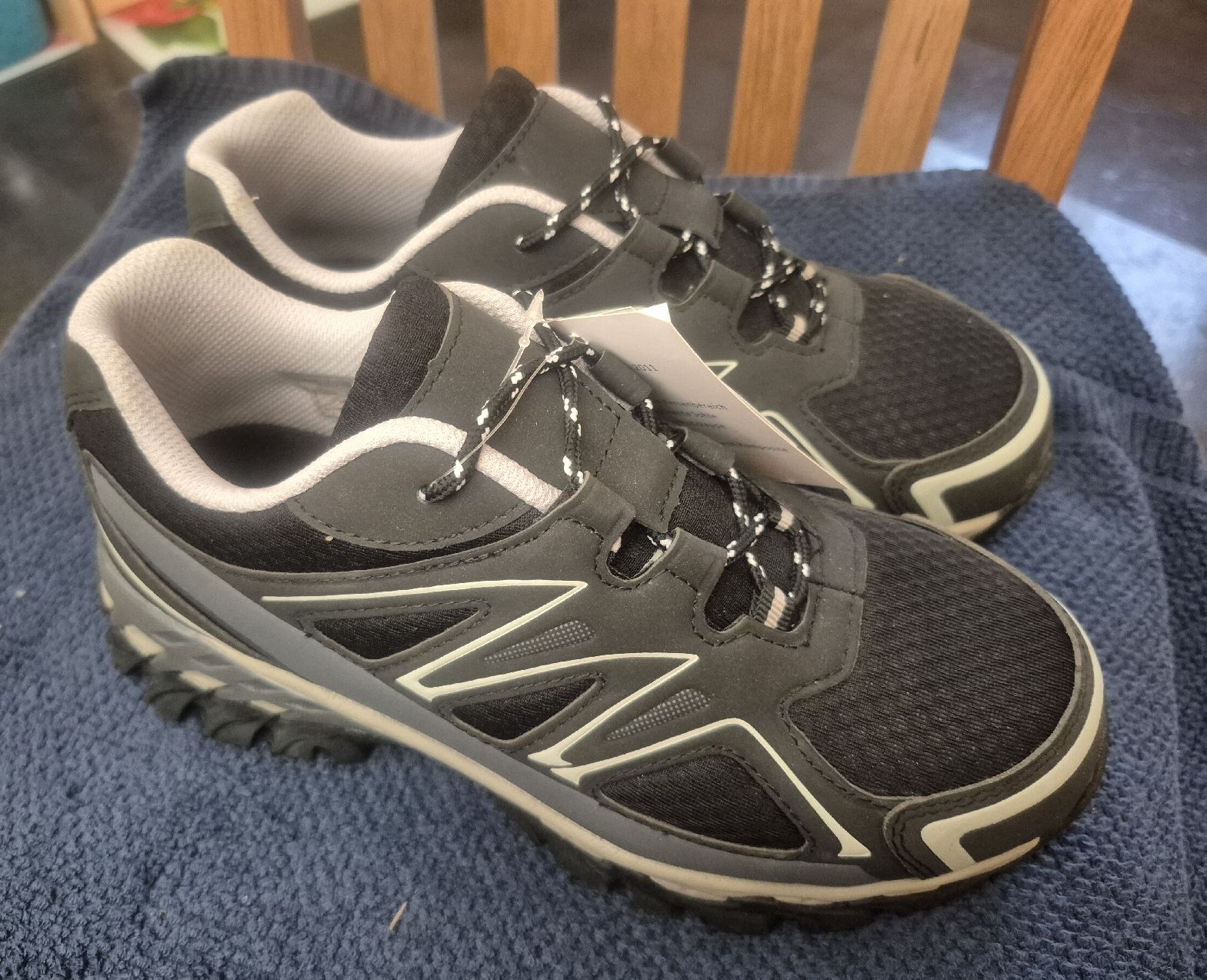 Damenschuhe: Sicherheits Schuhe – Neu und originalverpackt aus Winznau von Diabetes