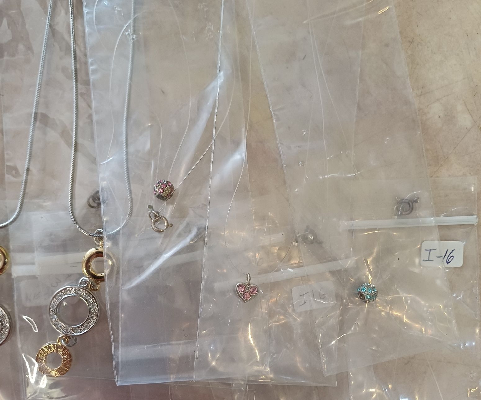 Altri gioielli: Lot Modeschmuck Neu – Nuovo e nell'imballaggio originale da Merenschwand venduto da Brockinell 2