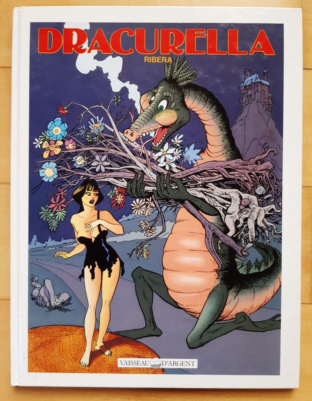 Fumetti: Dracurella – Usato da Domat/Ems venduto da ver_7q9b