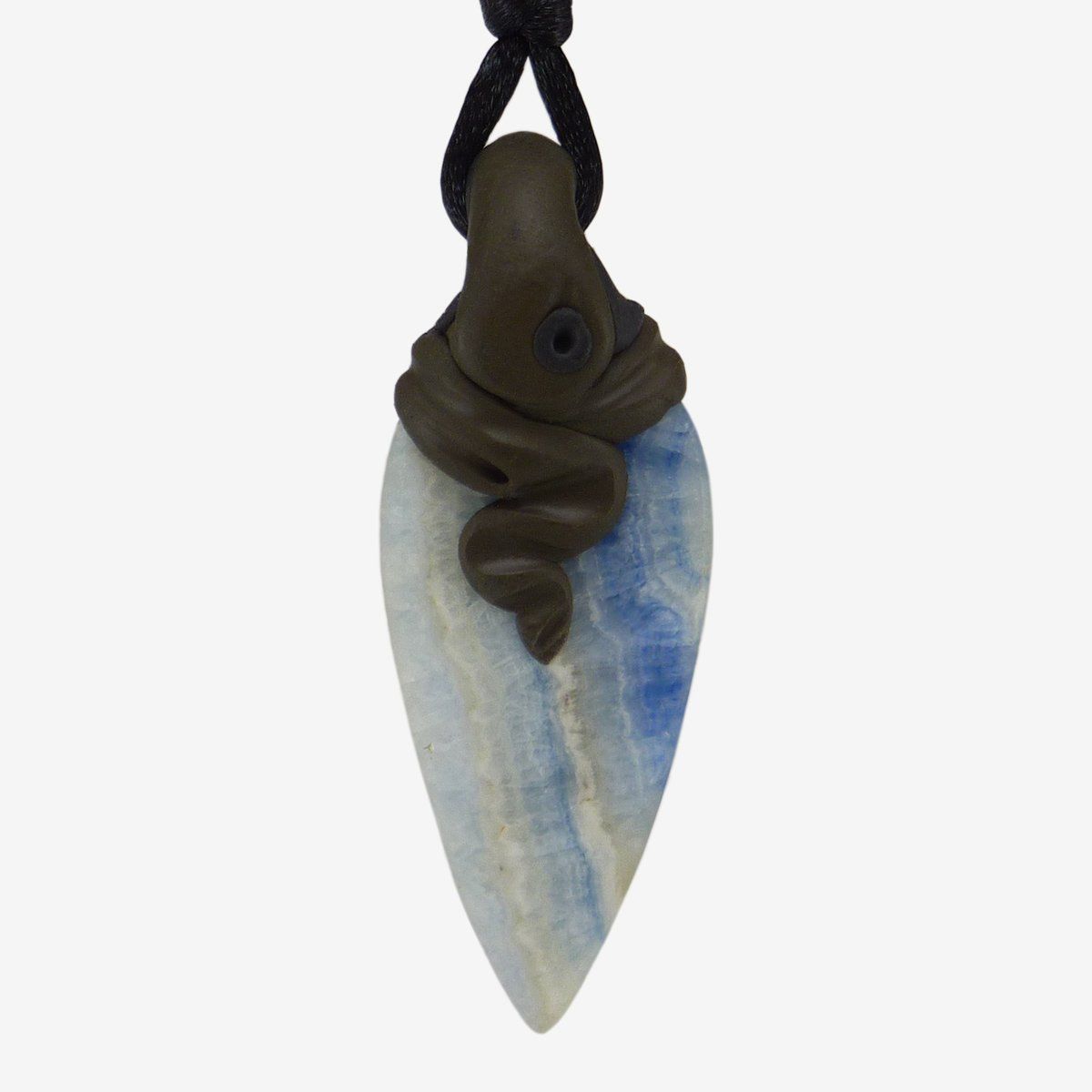 Minerali & Pietre curative: Scheelit in Dolomit Steinanhänger mit Lapislazuli – Nuovo e nell'imballaggio originale da Meilen venduto da BYRD-Design 2