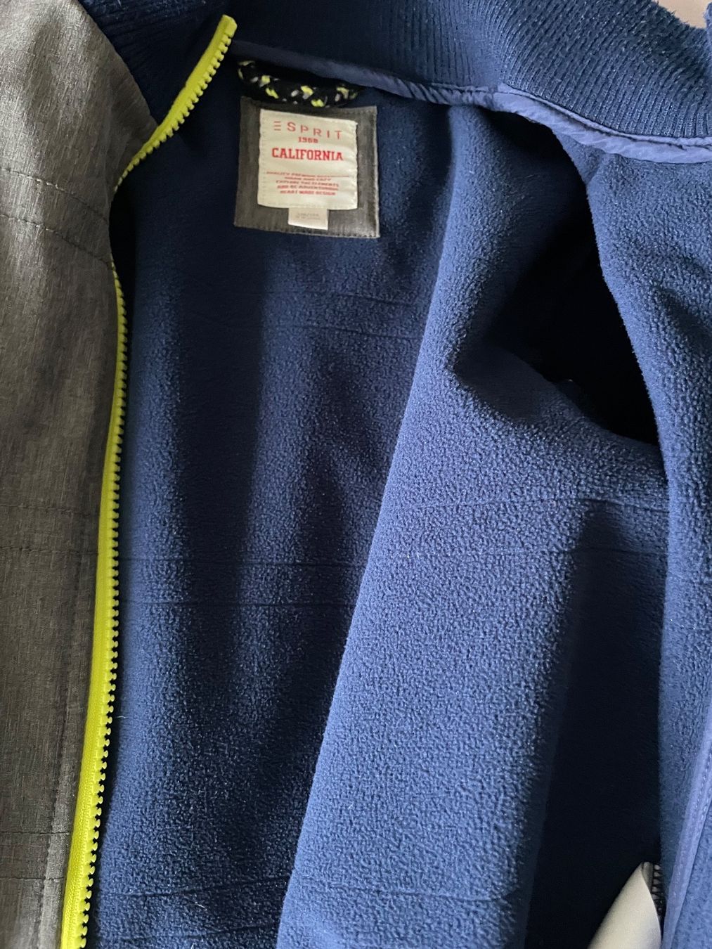 Esprit Giacche & Cappotti: Esprit Functionsjacke Jacke Gr. 128-134 – Usato da Wallisellen venduto da Rally68 2