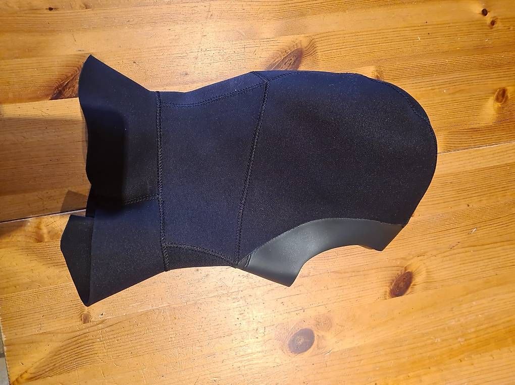 Sonstige Kleidung & Accessoires: Cagoule de natation – Gebraucht aus Châtel-St-Denis von max_fri 1