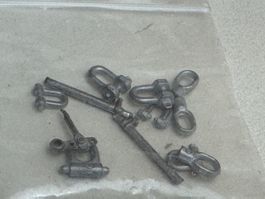 AU- Kleine Weissmetall Haken