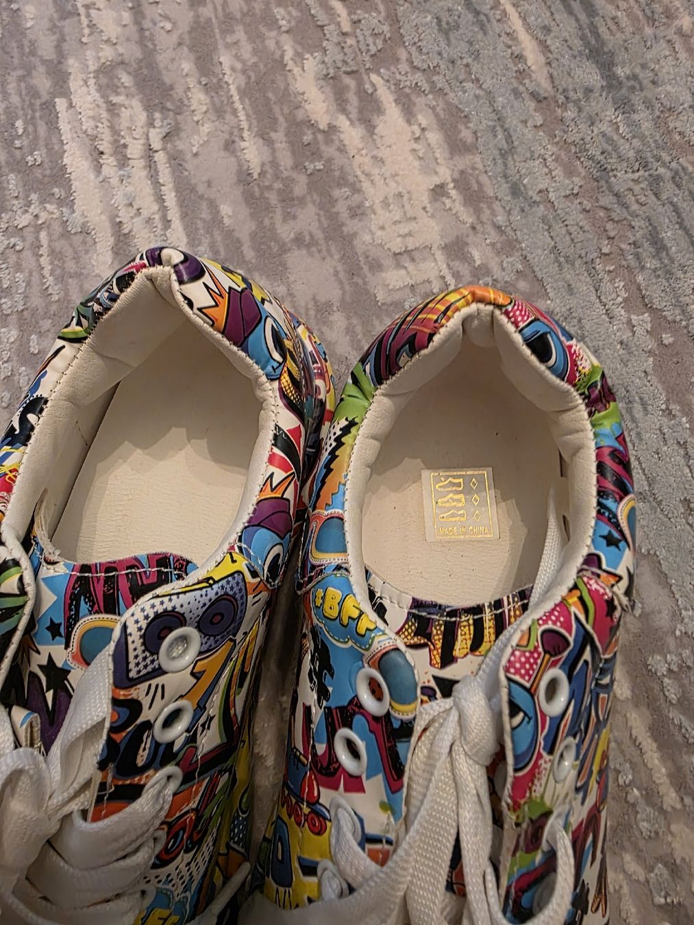 Herrenschuhe: Comicmuster Schuhe Gr.37 – Gebraucht aus Pratteln von bea_bxv5 4