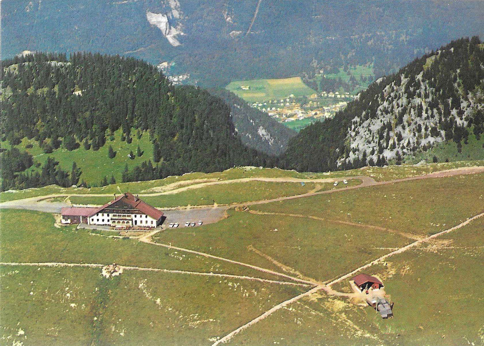 Cartoline postali: Chasseral - Hôtel – Usato da Savagnier venduto da Ne2065