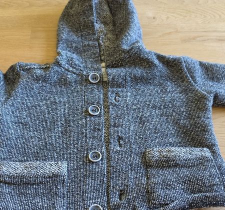 Zara Strickjacke Gr. 86 mit Kapuze 