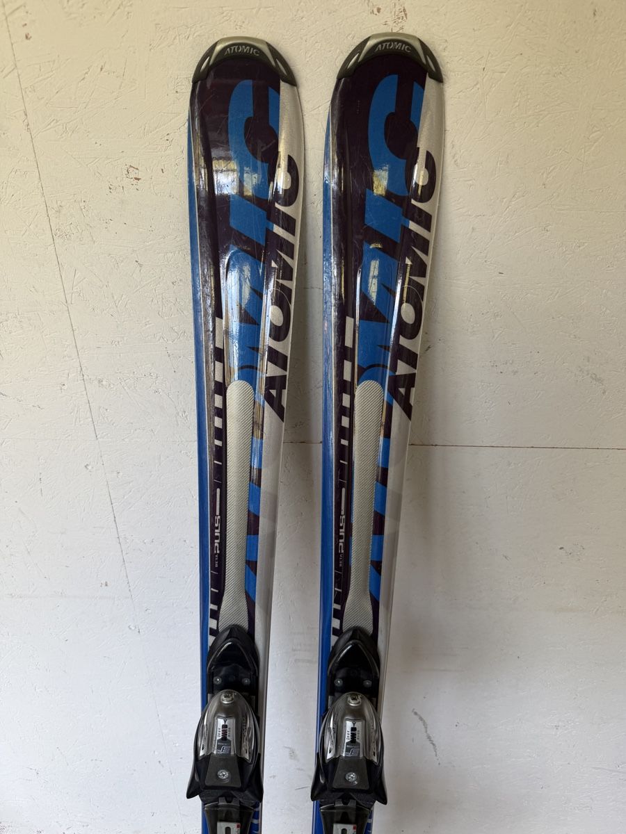 Atomic Sci: Atomic 50 Series Ski 148 cm mit Bindung – Usato da Gurmels venduto da SwissShop21 1