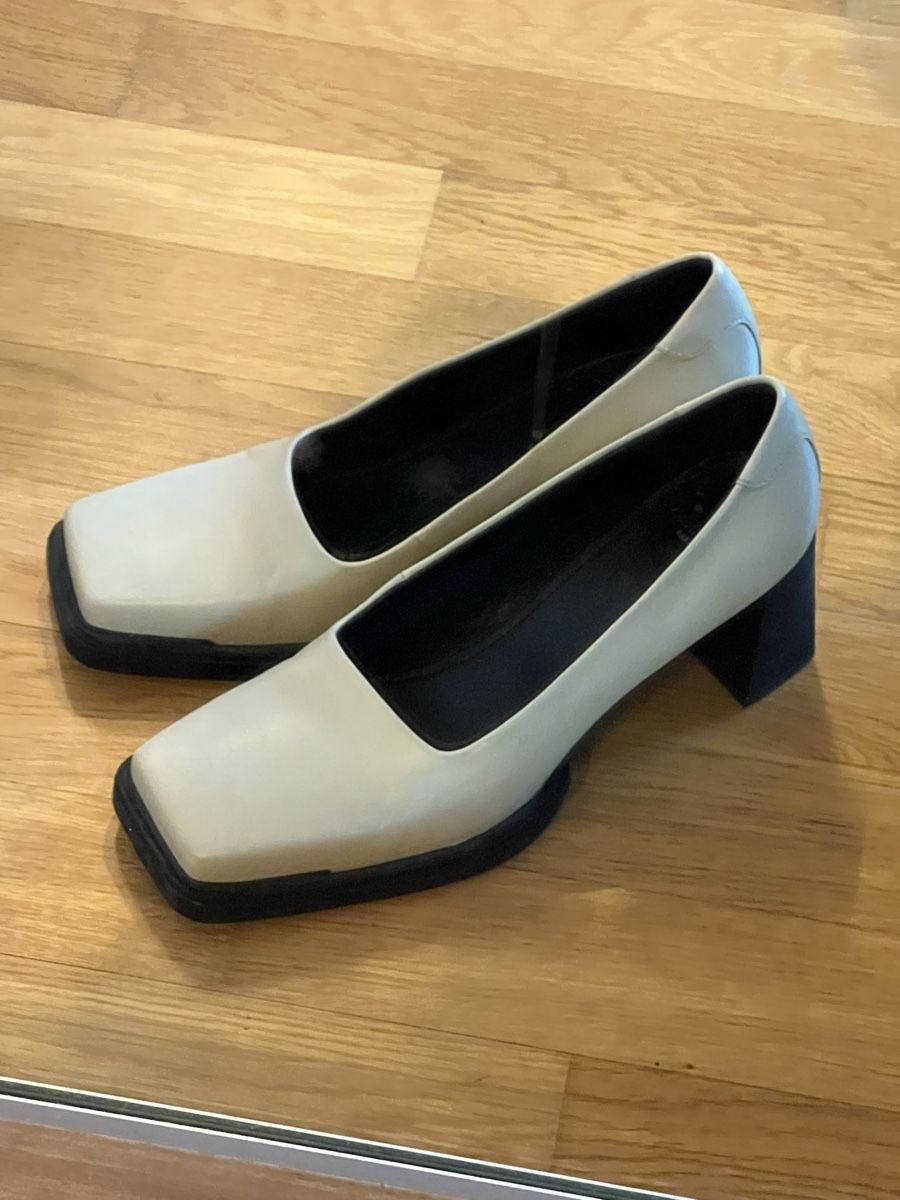 Vagabond Damenschuhe: Vagabond heels EU38 – Gebraucht aus Ecublens VD von cel_2vx7 1