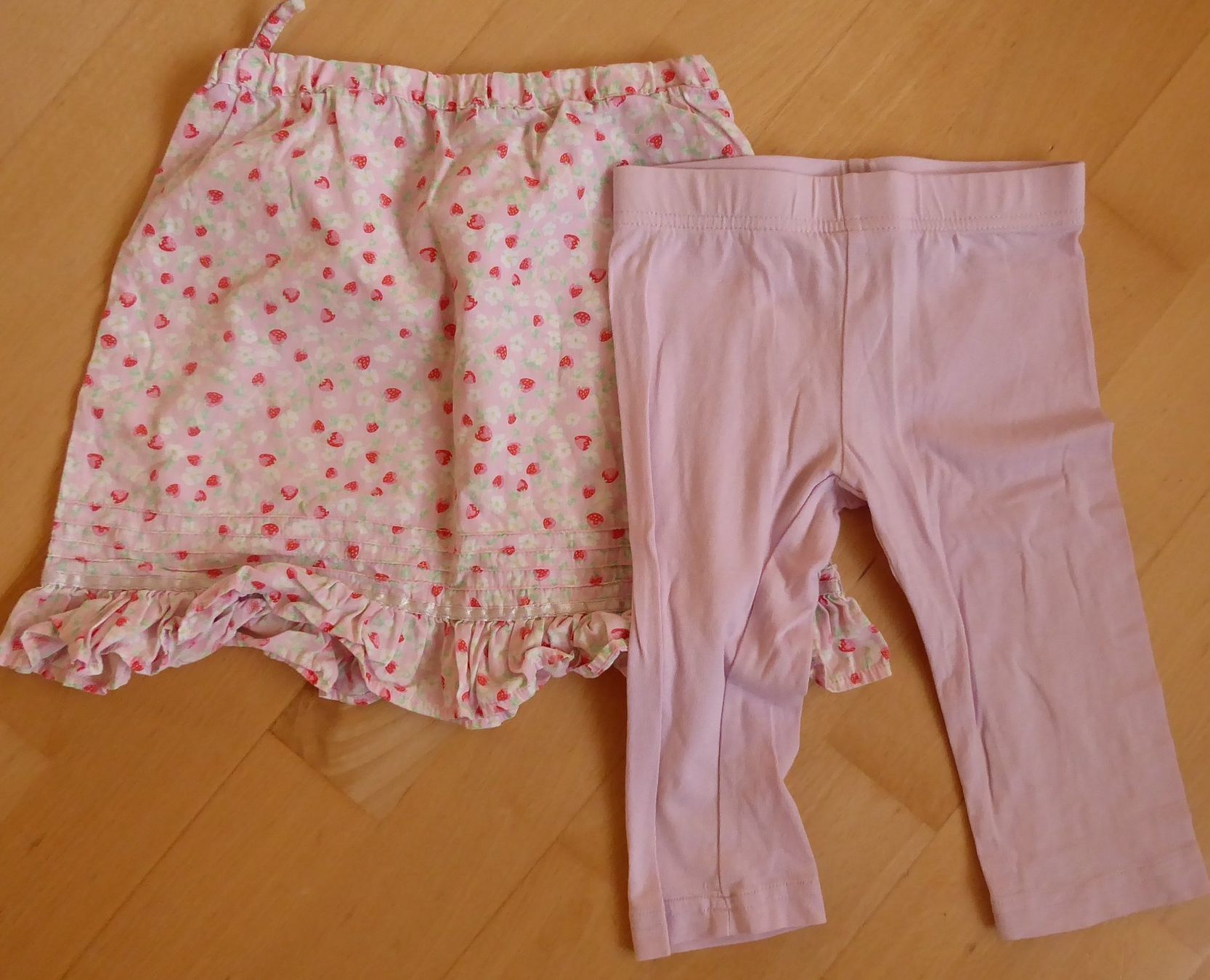 Lotti & Set di vestiti: Kleiderpaket Mädchen Grösse  104 – Usato da Wettingen venduto da tonia3 3