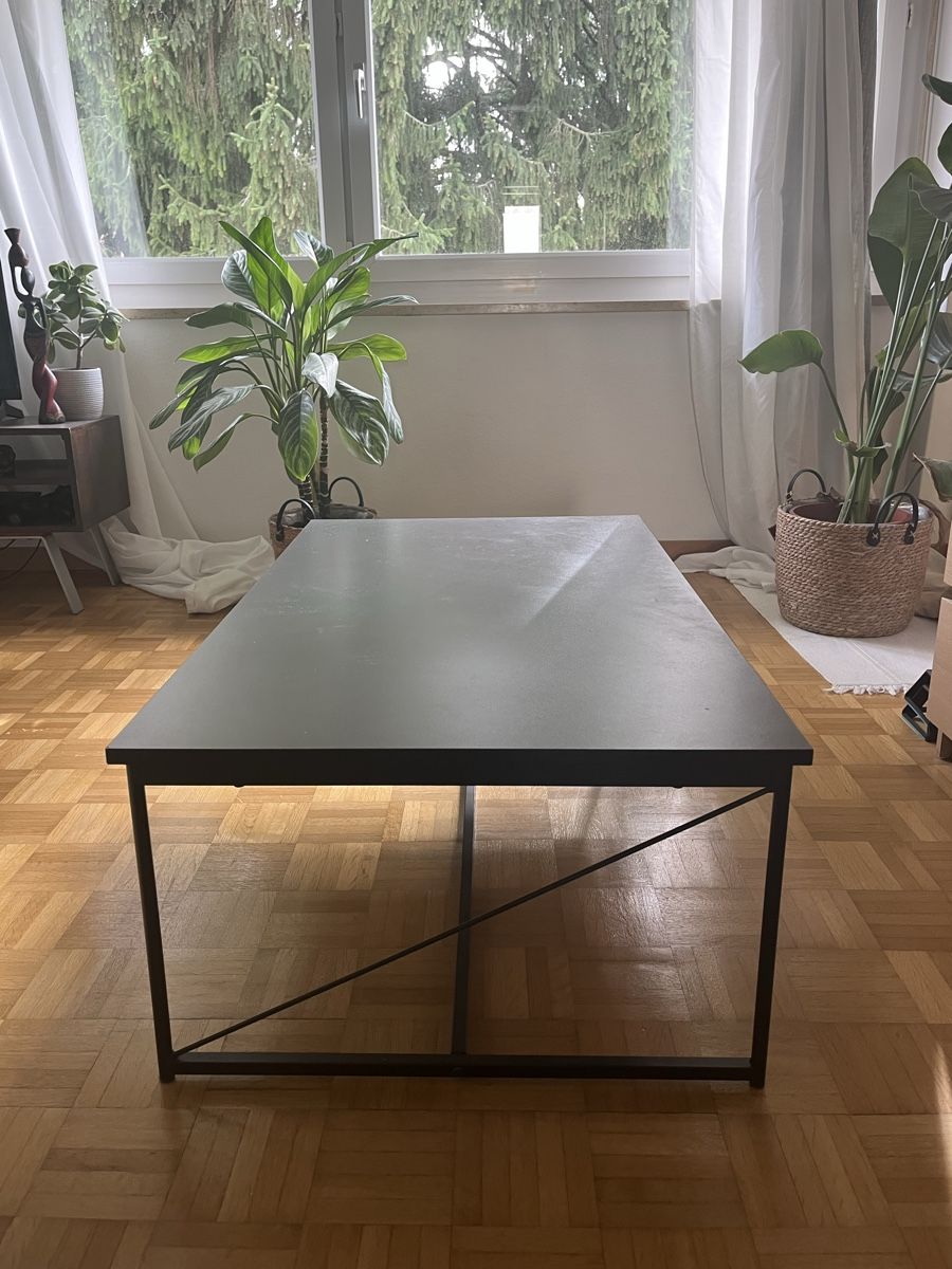 Mobili TV: Couchtisch in anthrazit/schwarz – Usato da Dübendorf venduto da lou_xz88