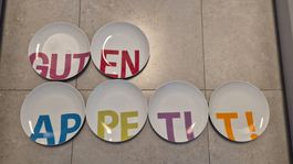 Set Teller Essen und Dessert + Tassen Guten Appetit!