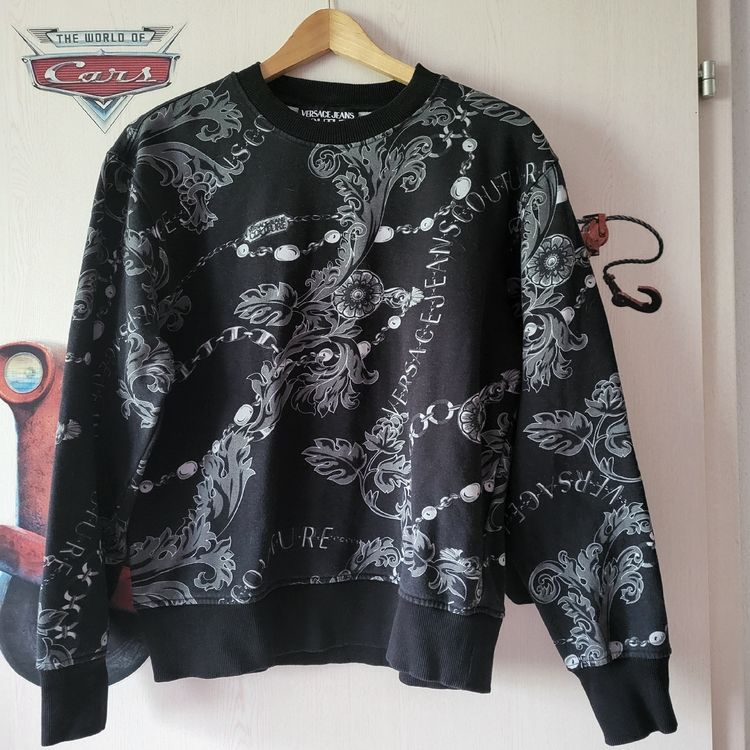 Versace Maglioni & Felpe: Versace Jeans Couture Sweat-shirt, noir, taille M – Nuovo (secondo la descrizione) da Grangettes-Romont venduto da koh_g9th 1