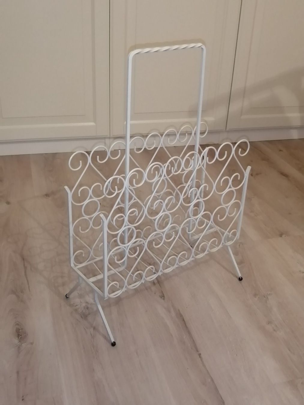 Autres articles pour la maison: Zeitungsständer Shabby Chic – D'occasion à Nunningen par silvermoon68 3