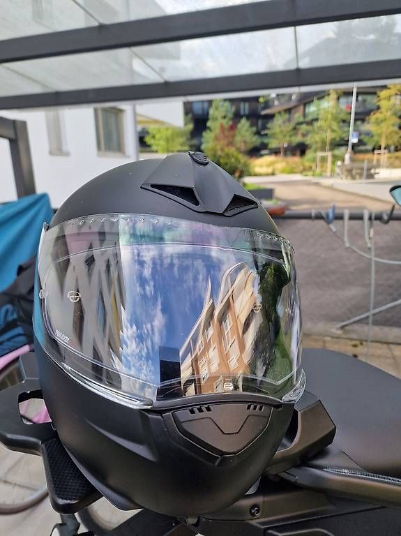 Caschi & visiere: Motorrad helm S – Usato da Dübendorf venduto da zoltan.kelemen 1