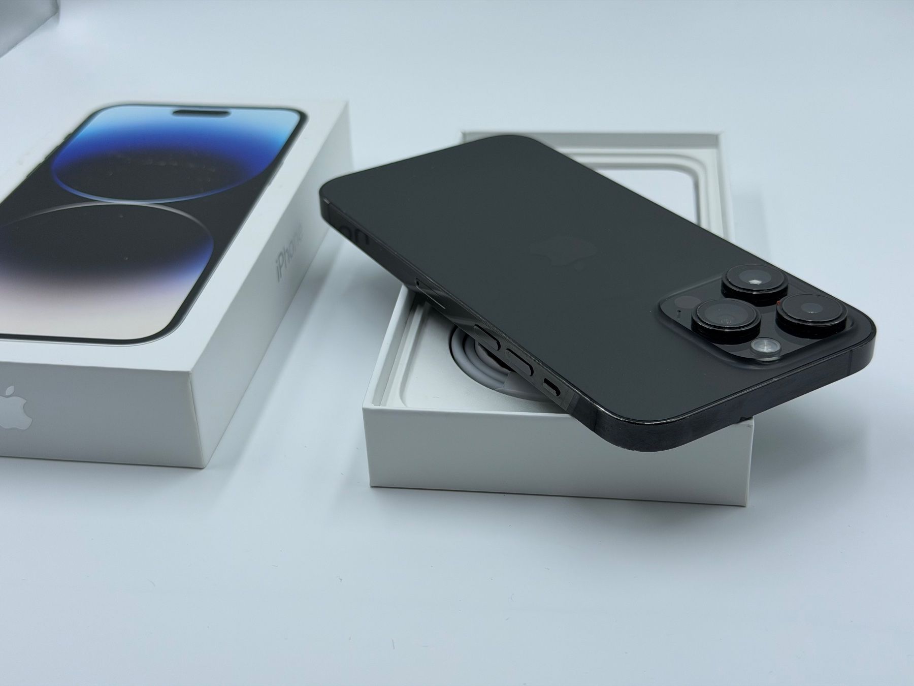 Apple Telefoni cellulari / Smartphones: Apple iPhone 14 Pro Max - 1TB | Wie neu – Usato da Campocologno venduto da ReplaceHub