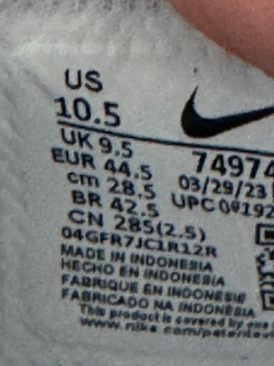 Nike Herrenschuhe: Basket Nike 44,5  – Gebraucht aus Bulle von Marjory 1