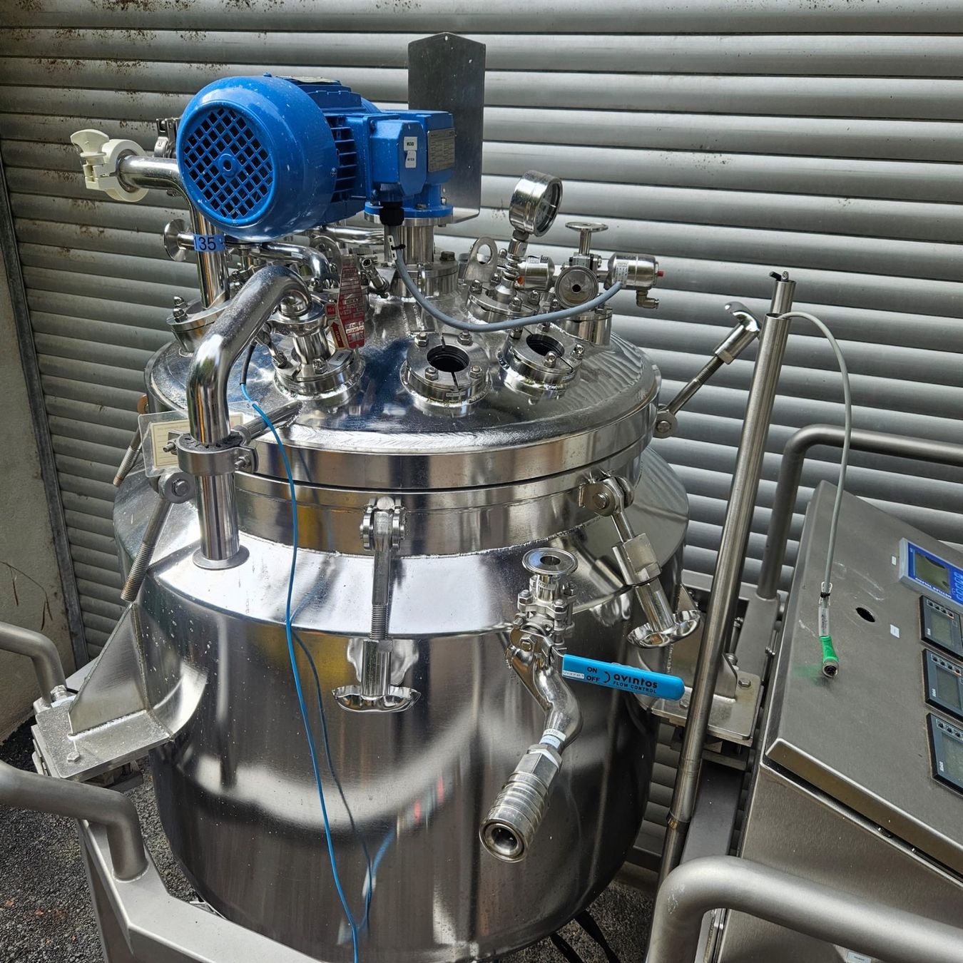 Accessori da laboratorio: AERNI Retentatbehälter WKL-686 cm-dsp – Usato da Niederdorf venduto da LeptonAG_Labor 1
