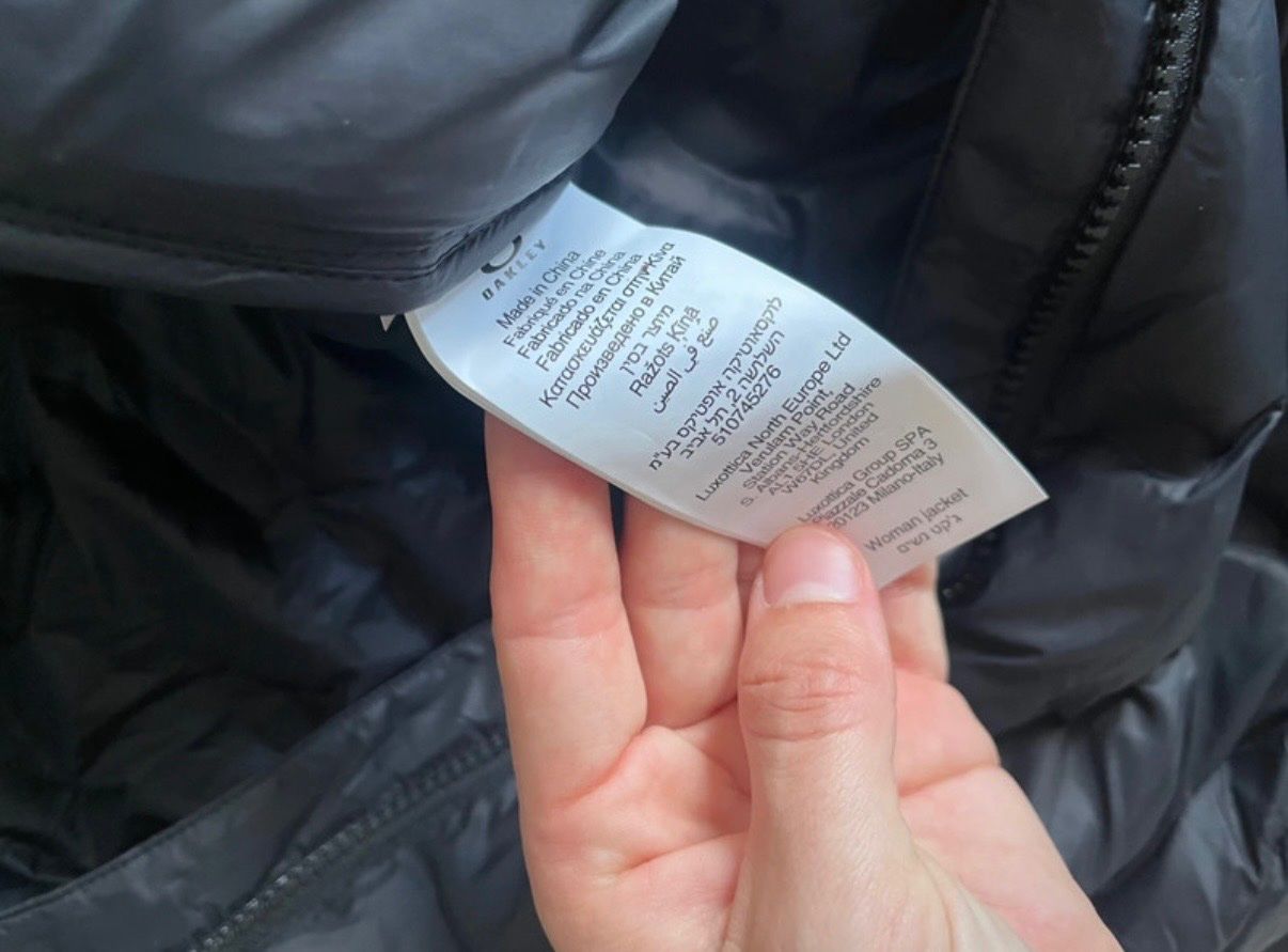 Oakley Giacche: Fashionable Oakley puffer jacket – Nuovo (secondo la descrizione) da Plan-Les-Ouates venduto da Loved_Panda_Clothing 7