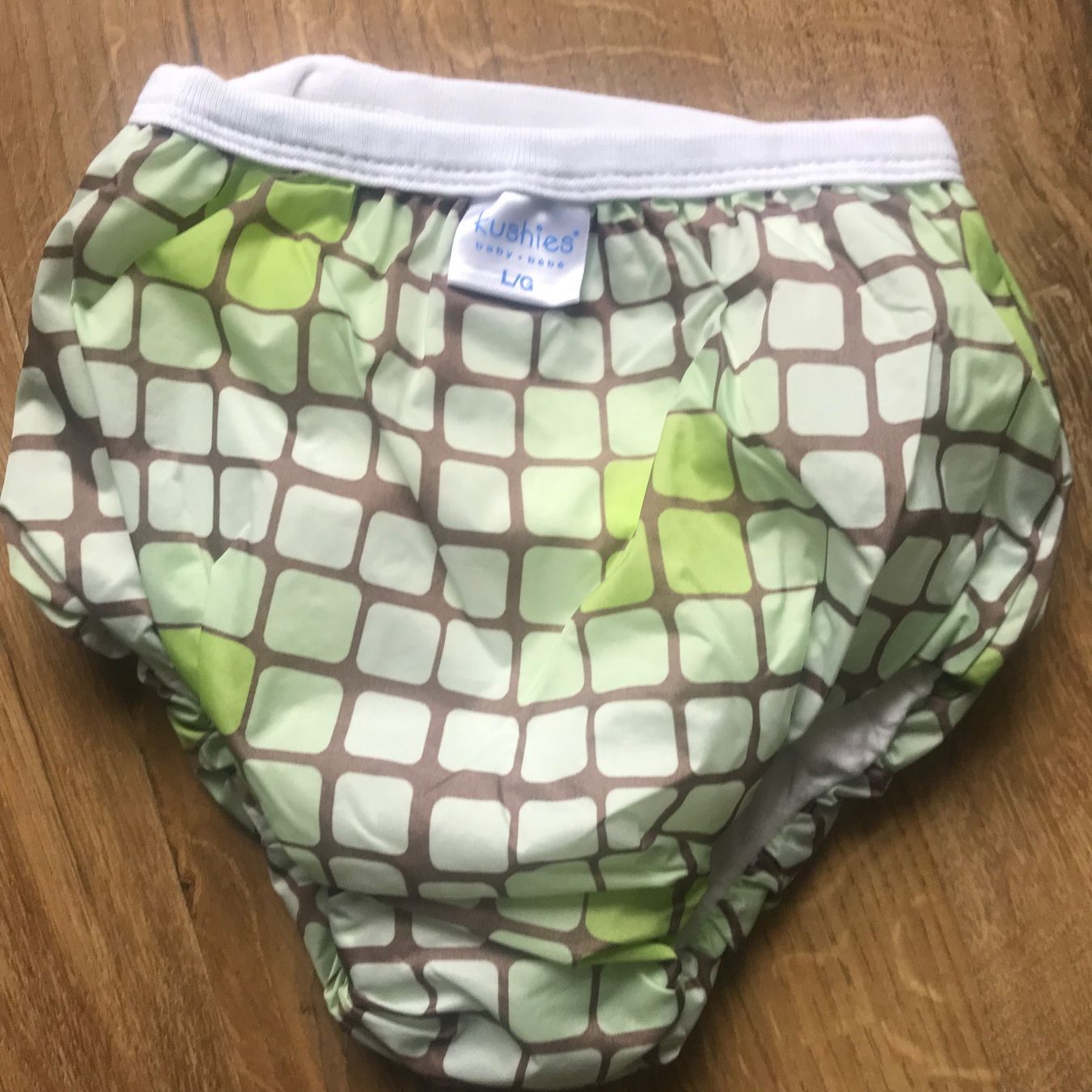 Secchi per pannolini & Pannolini: Potty Training Pants L/G – Nuovo (secondo la descrizione) da Brugg AG venduto da Magna3
