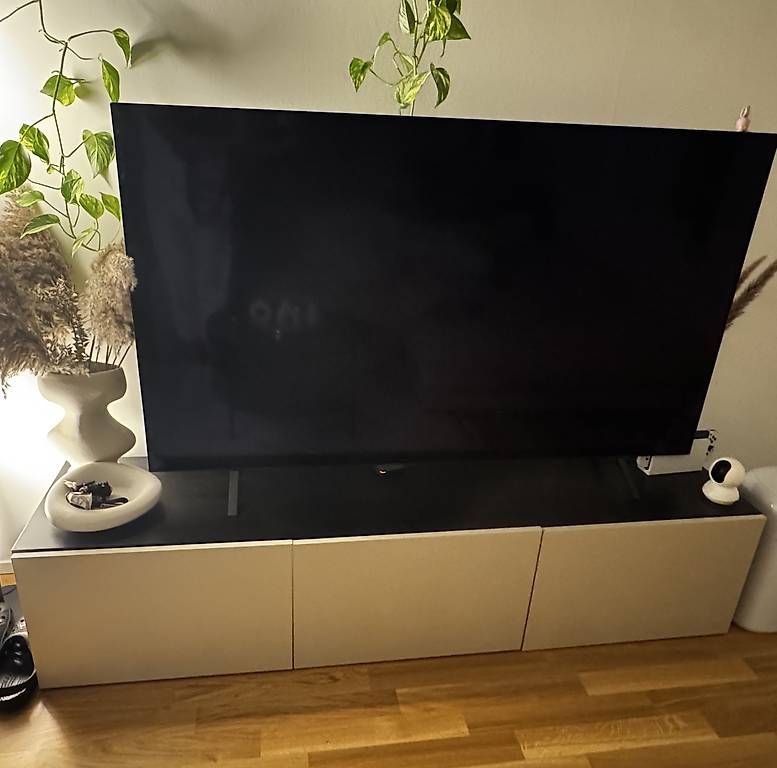 Mobili TV: GRATIS IKEA Fernsehkommode – Usato da Winterthur venduto da Natascha_P