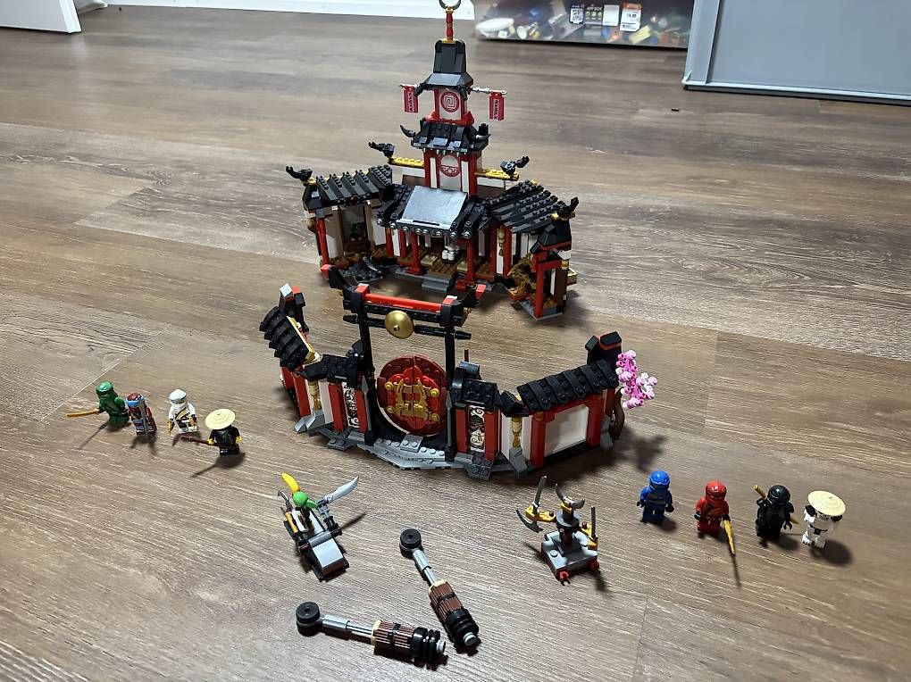 Lego Jouets: LEGO Kloster des Spinjitzu – D'occasion à Biglen par Joel017 1