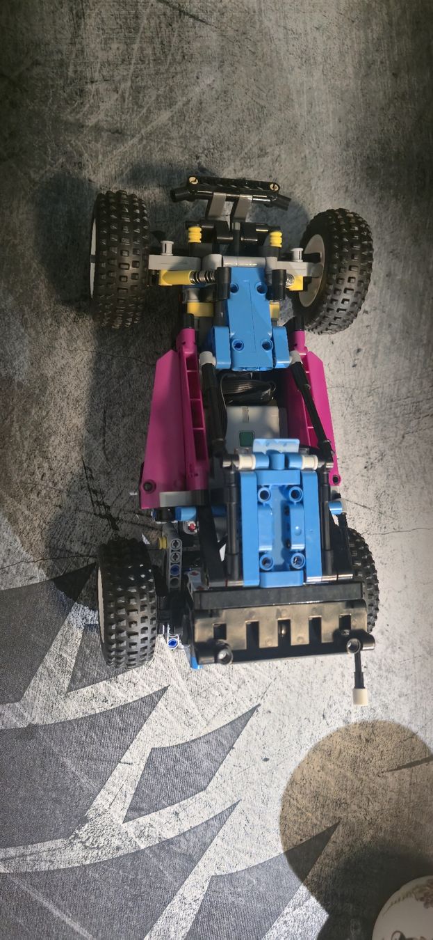 Lego Spielzeuge: Lego Technik Geländewagen 42124 – Gebraucht aus Ennetmoos von Bricks_and_more