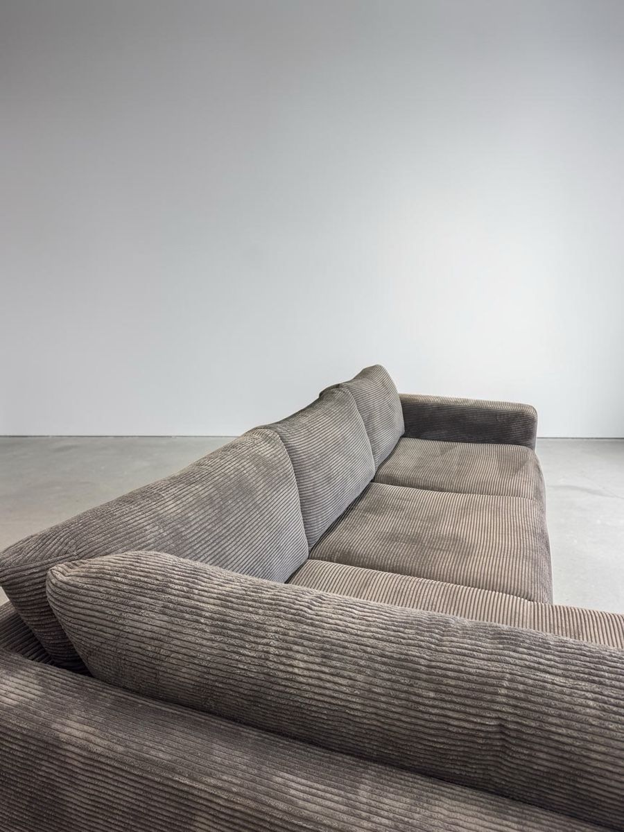 Pfister Divani: Pfister-Ecksofa, dunkelgrauer Cord – Usato da Bachenbülach venduto da Sofalab.swiss 3
