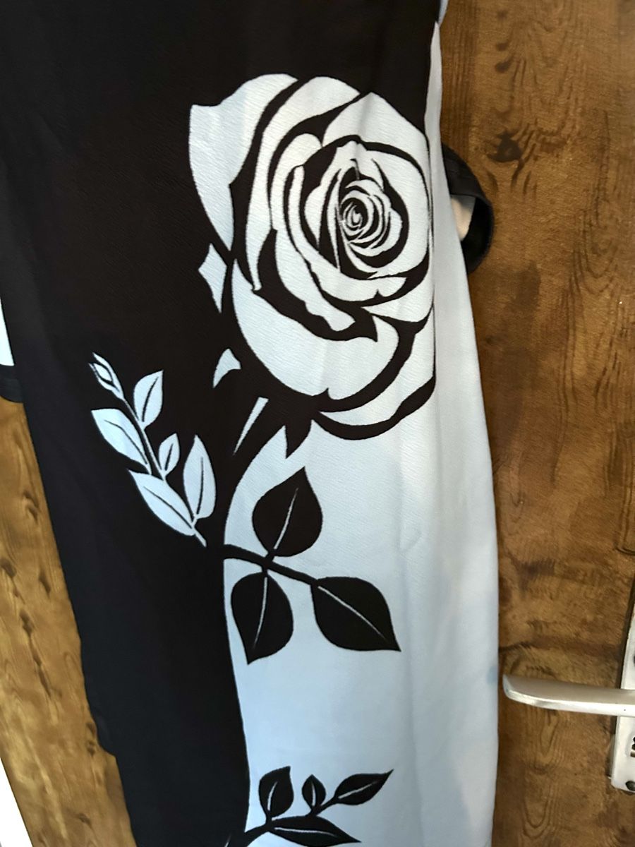 Shein Kleider: Sommerkleid hellblau mit Rosenmuster, Grösse XL – Neu (gemäss Beschreibung) aus Bennwil von elfen_zauber 1