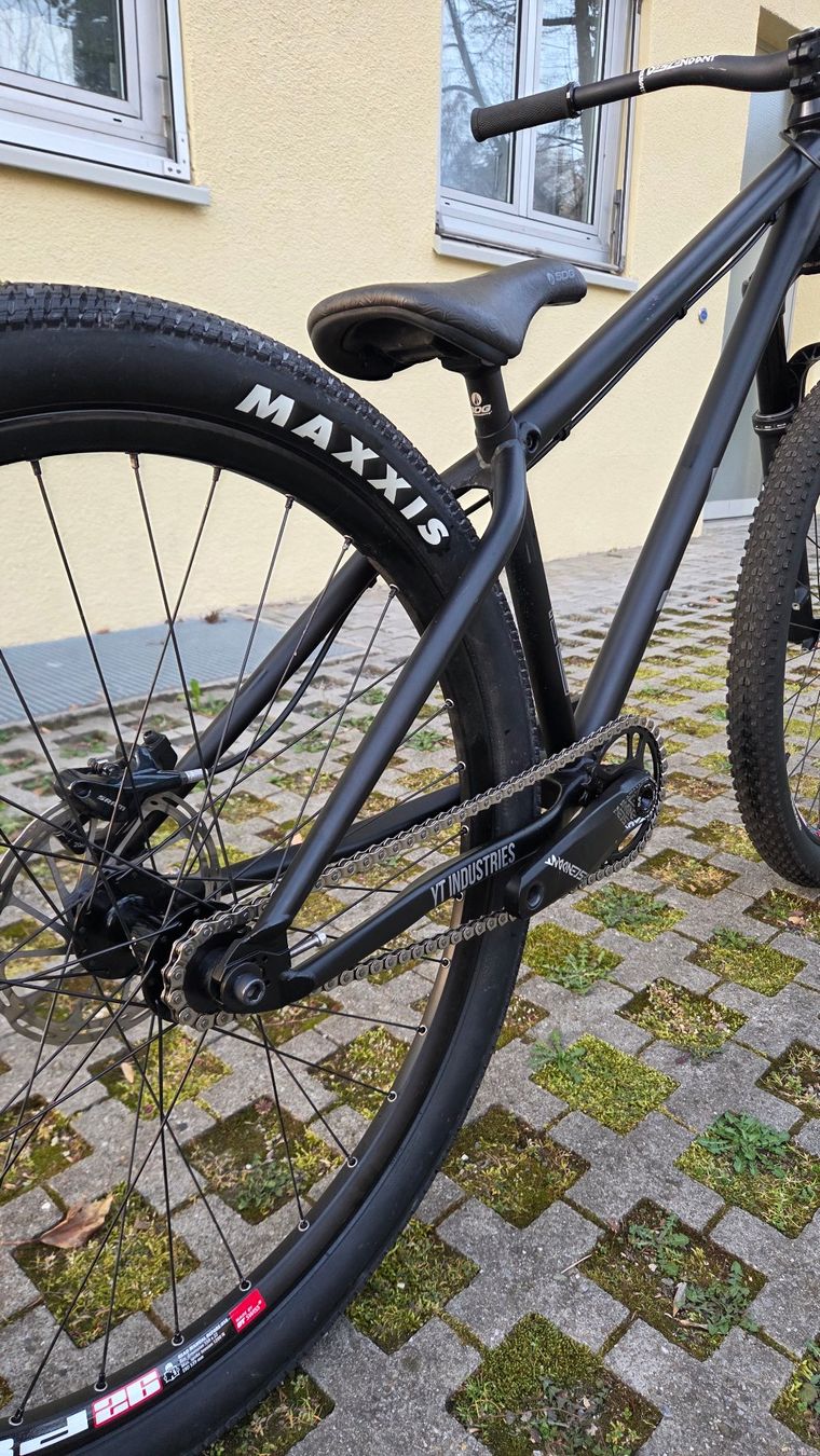 YT Biciclette: YT Dirtlove Dirtjumper – Usato da Zürich venduto da E.Schenkel 4