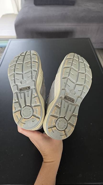 Schuhe für Mädchen: Winterstiefel Primigi 32 – Gebraucht aus Solothurn von Zoonja 4