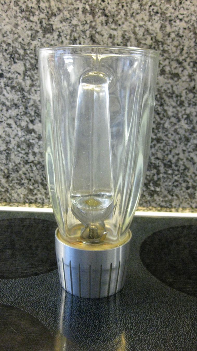 Braun Elettrodomestici da cucina: Mixerglas BRAUN MX32 mit Messerblock, Ersatzteile – Usato da Nussbaumen AG venduto da Daddy5 2