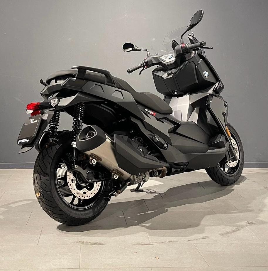 BMW Scooters: Scooter BMW C400x – D'occasion à Arzo par pat_6swy 2