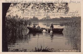 Partie am Greifensee, Ruderboot und Schwäne, gelaufen 1932