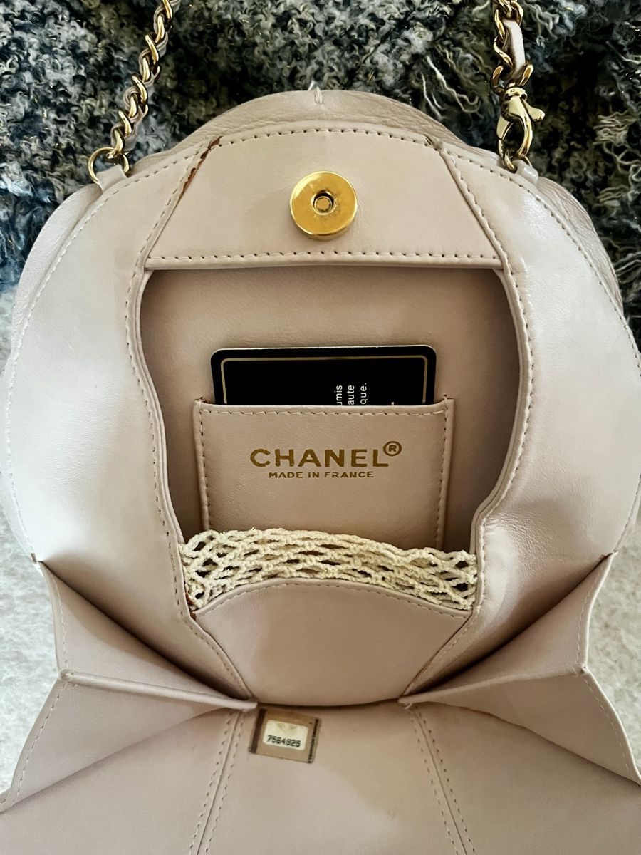 Chanel Taschen für Damen: Chanel  – Neu (gemäss Beschreibung) aus St. Gallen von Viste 3
