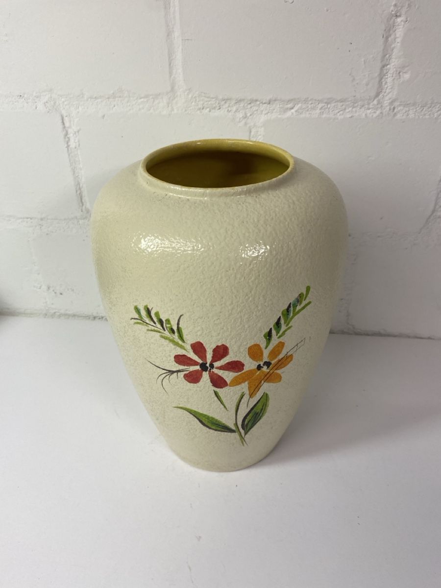 Vasen & Gefässe: Keramik Vase beige mit Blumenmuster  gebraucht – Gebraucht aus sursee von trilli-tralli 1