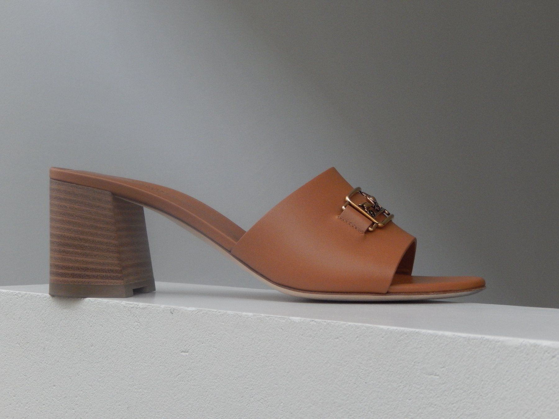 Hermès Scarpe da donna: Orig. HERMES Mules Bastille Gr. 38,5 – Usato da Tuggen venduto da vivira 4