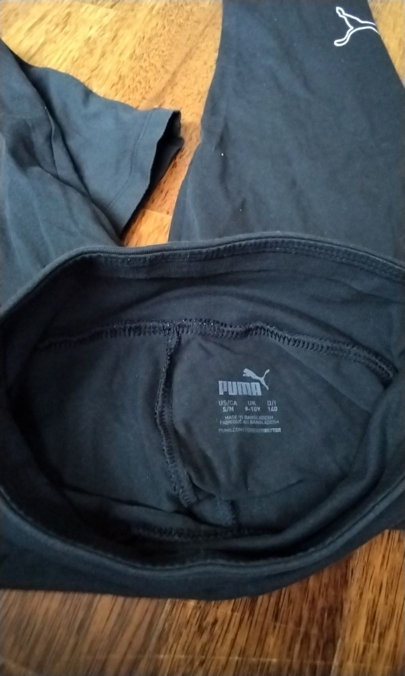 Puma Calze & Collant: Puma 3/4 Leggings Schwarz, Gr. 140 – Usato da Büren SO venduto da T02rickonSWE 2