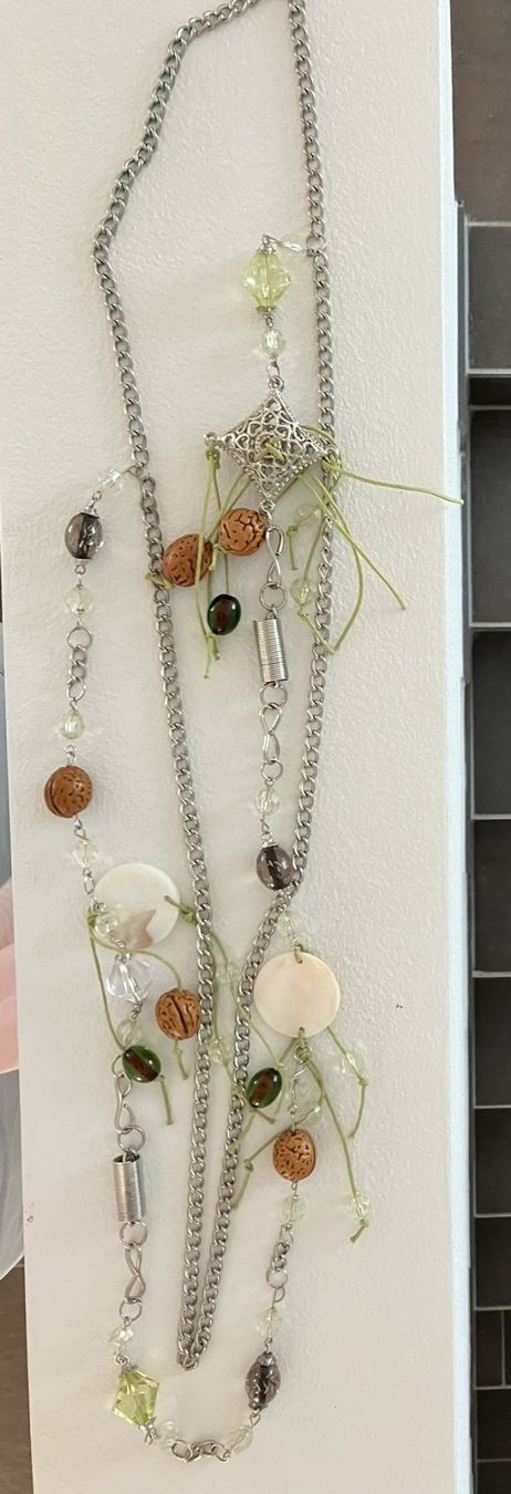 Colliers: verspielter Modeschmuck – D'occasion à Weinfelden par Esche1