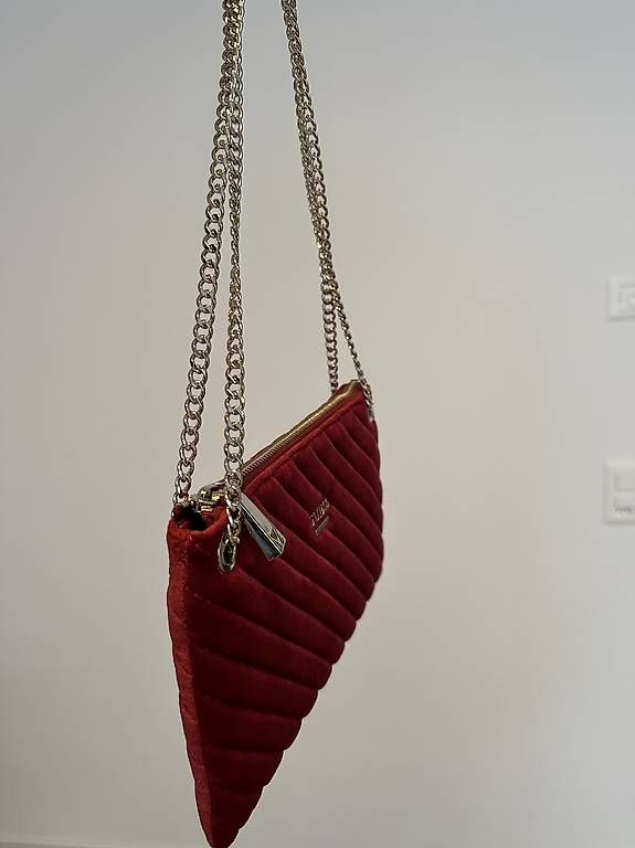 Guess Taschen für Damen: Guess Handtasche - noch nie getragen – Neu (gemäss Beschreibung) aus Winterthur von jel_hc8v 1