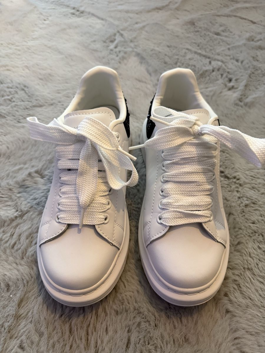 Alexander Mcqueen Scarpe da uomo: Alexander McQueen – Nuovo (secondo la descrizione) da Obfelden venduto da gyovanna_16