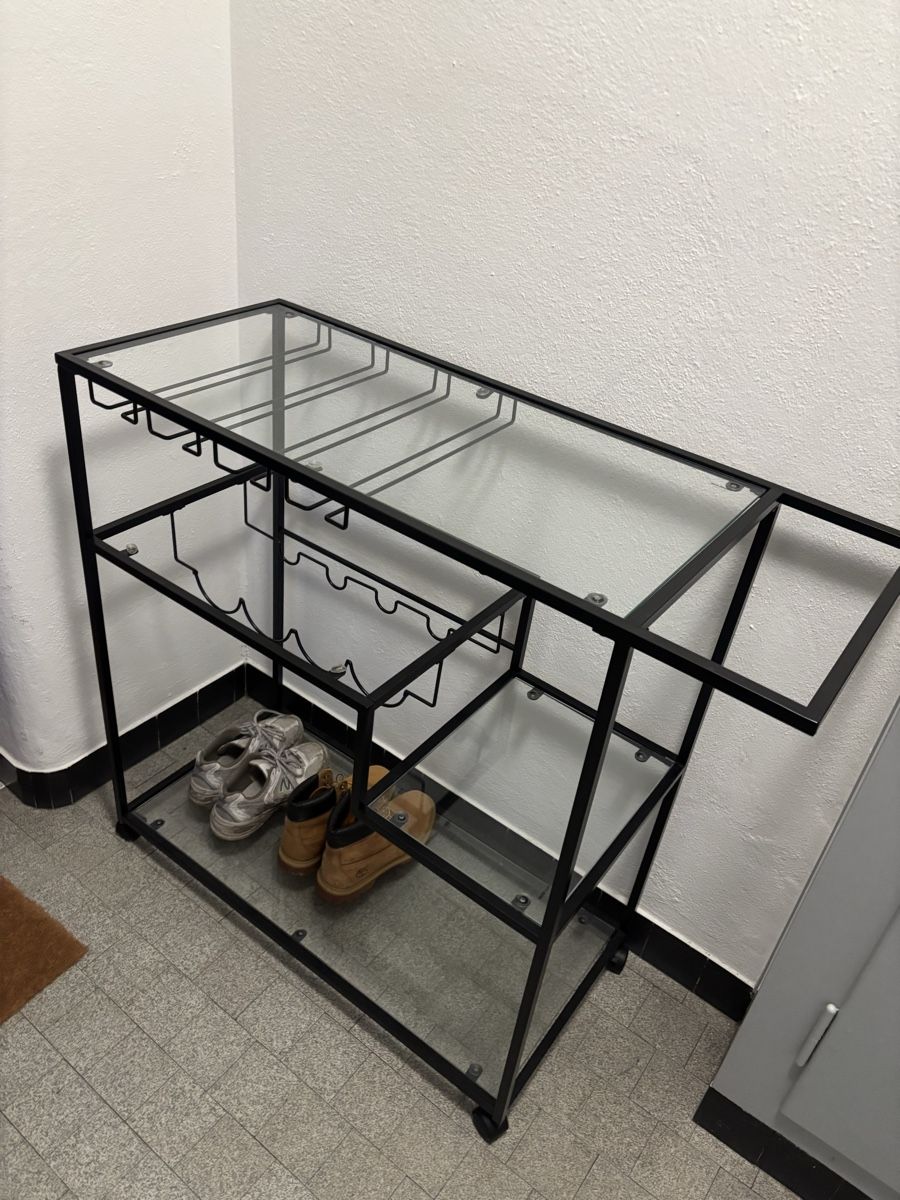 Eléments de bureau: Barwagen mit Glasablagen/ Weinregal – D'occasion à Zürich par lou_8j9v 2