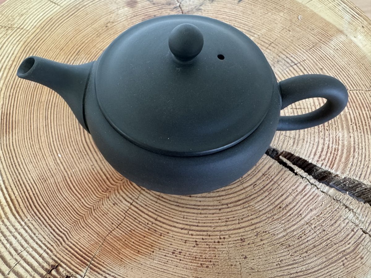 Teiere: Minimalist Dark Clay Takasune Teapot – Nuovo e nell'imballaggio originale da Adliswil venduto da bar_lw2m 4